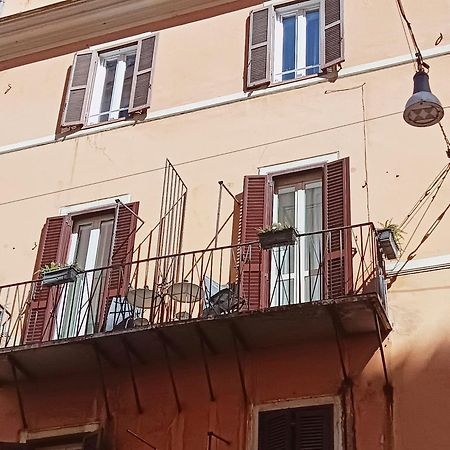 La Tua Casa A Viadelcorso Apartment โรม ภายนอก รูปภาพ