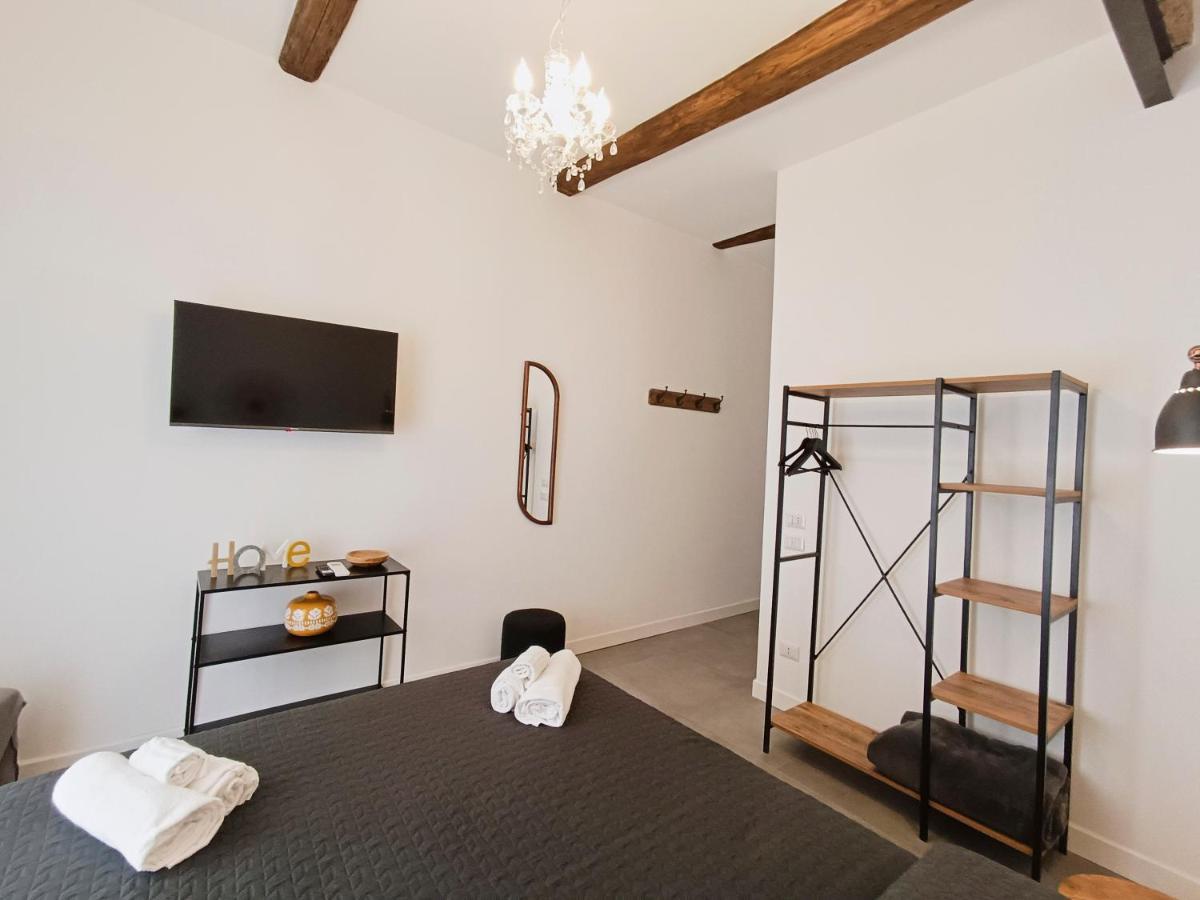 La Tua Casa A Viadelcorso Apartment โรม ภายนอก รูปภาพ