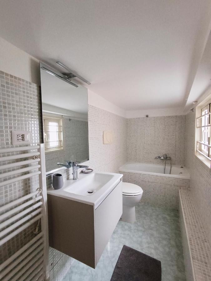 La Tua Casa A Viadelcorso Apartment โรม ภายนอก รูปภาพ