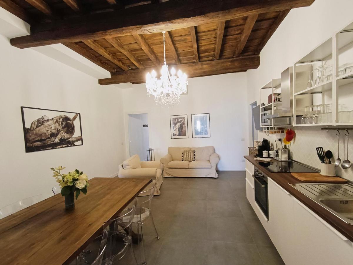 La Tua Casa A Viadelcorso Apartment โรม ภายนอก รูปภาพ