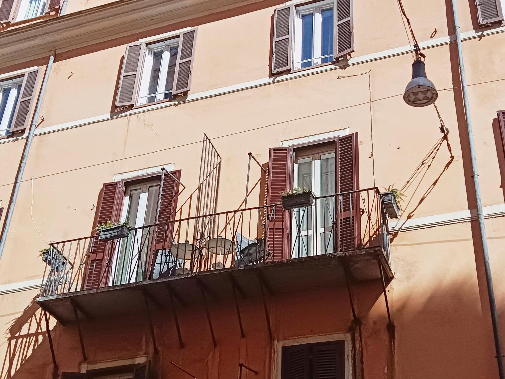 La Tua Casa A Viadelcorso Apartment โรม ภายนอก รูปภาพ
