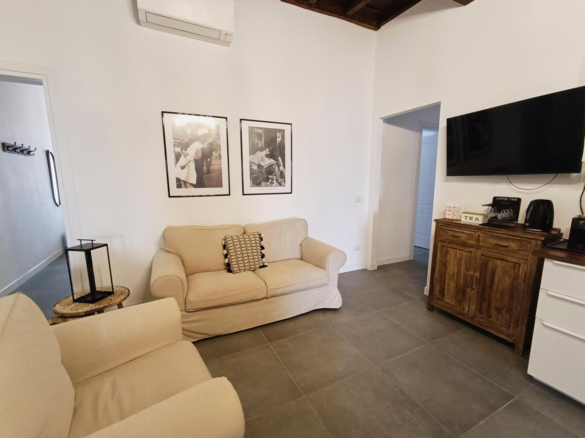 La Tua Casa A Viadelcorso Apartment โรม ภายนอก รูปภาพ