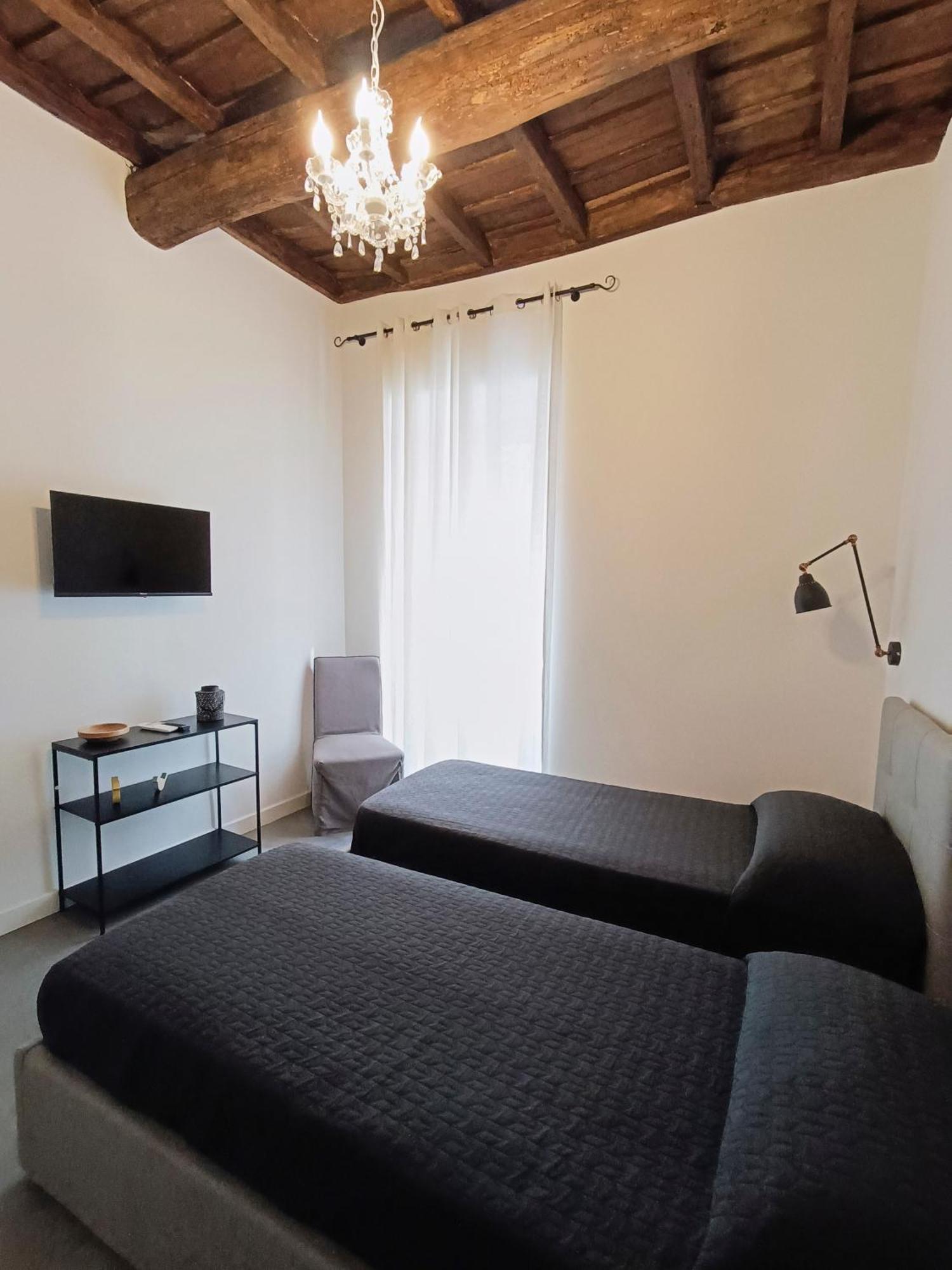 La Tua Casa A Viadelcorso Apartment โรม ภายนอก รูปภาพ
