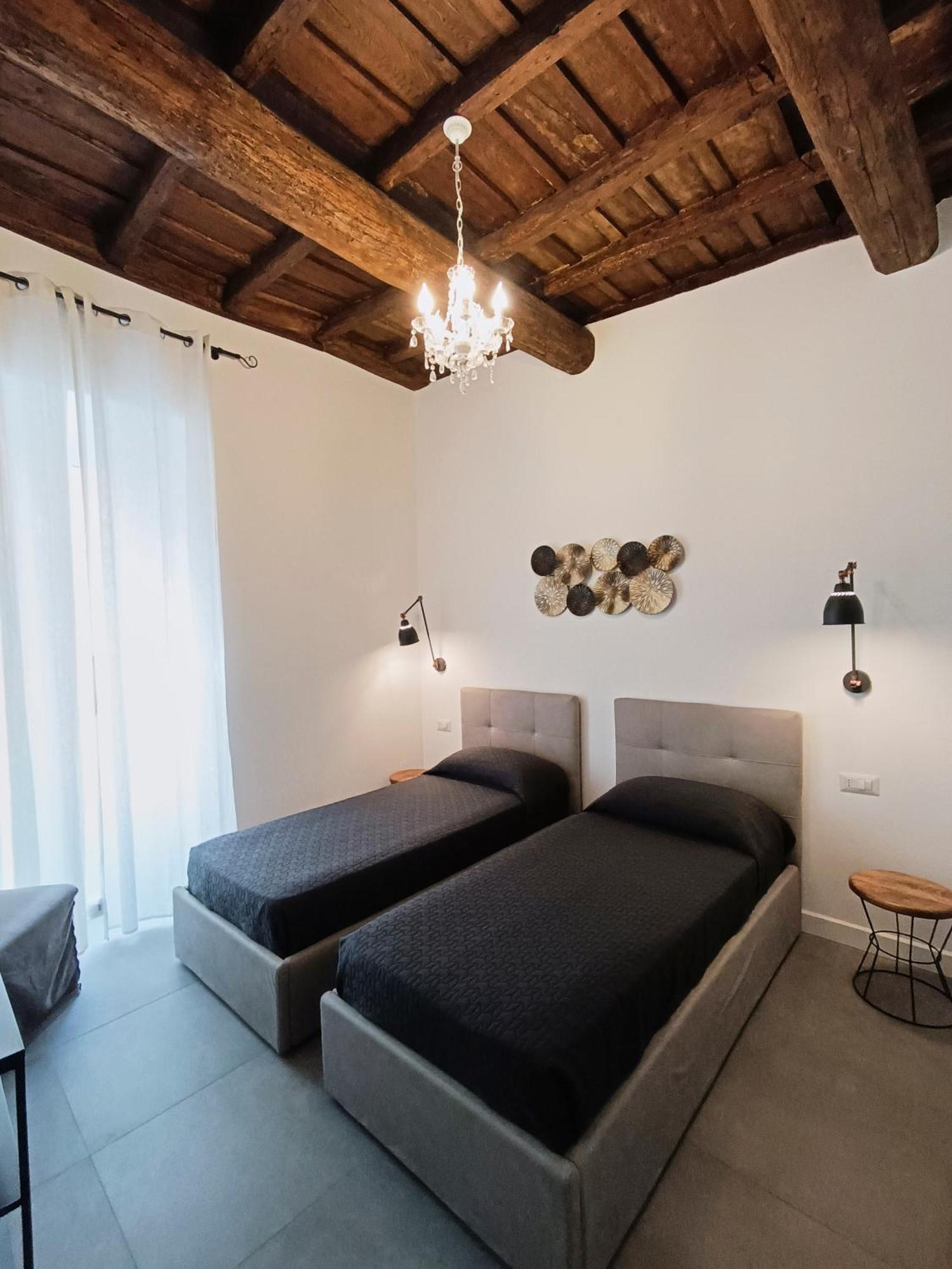 La Tua Casa A Viadelcorso Apartment โรม ภายนอก รูปภาพ